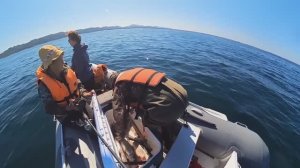 Вот ЭТО рыбалка! Целый день в море ловили рыбу.