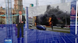 Почти 10 часов спасатели тушили пожар в ТЦ в Калининграде.