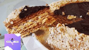 Вафельный торт со сгущенкой .