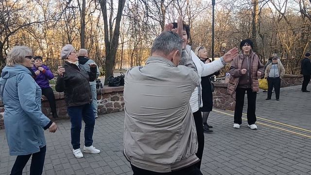 Танцуй красивая....... 05.04.26 Гомель парк Луначарского 🥰💫