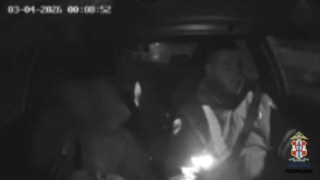 В Омске госавтоинспекторы помогли экстренно доставить в больницу женщину с подозрением на аппендицит