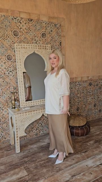 Юбка Коралла тк.61-040095-1977-67 и Блуза Оуша тр.62-020350-2185-01