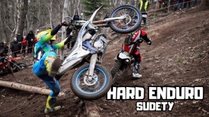 Мото Гонка Hard Enduro
