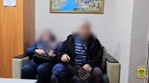 Полицейские и сотрудники банка спасли пенсионеров от потери 1,2 млн рублей