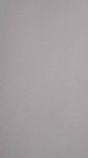 бандит пришёл к мальчику домой