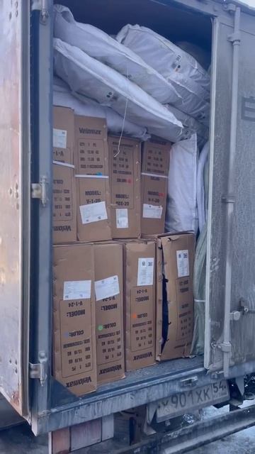 64 места велосипедов и велозапчастей оптом едут в Колывань. Честный знак, НДС 22%