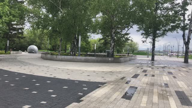 Казань. Центр,набережная. Весна.MOV