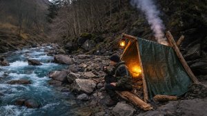СТРОИТЕЛЬСТВО уютного укрытия и выживания в дикой природе с каменным камином внутри / Зимний кемпинг