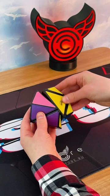 Коллекционная головоломка Calvin's Puzzle Junior Hexagonal Prism v2!