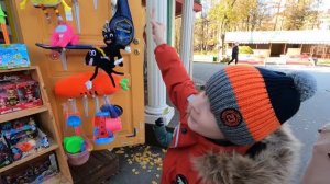 🎡 Прогулка с детьми 😲 Максим и Рома веселятся в парке