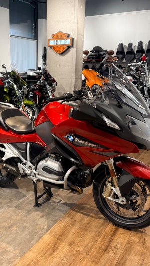 2018 BMW R1200RT Mars Red Metallic 23K (VIN *WB10*5398)
