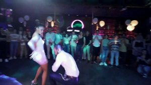 Ревную тебя