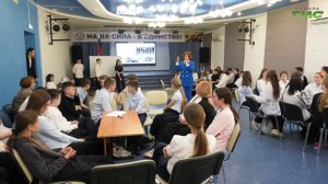 В Самаре ученики гимназии № 3 посетили тематический урок "Космос — это мы"