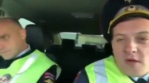 Эй, Я мусор, как тебе туса?