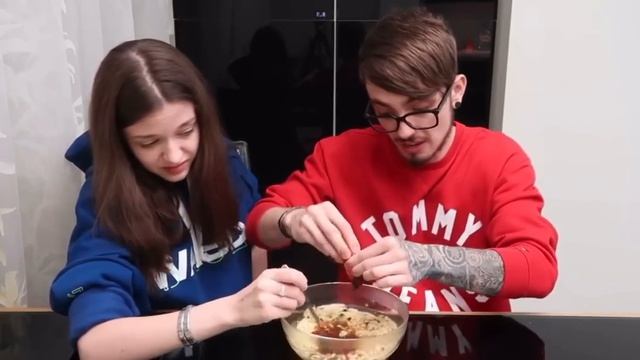 пробуем замороженных скорпионовс моей девушкой( Эдисон перец и Катя) смотреть онлайн
