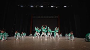 5. Образцовый коллектив Шоу-группа Апельсин — Baby shark