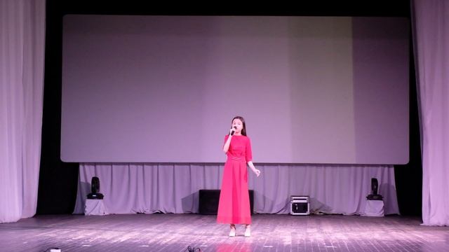 Галаюк Эвелина_ песня "Мама, жди!"