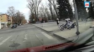 Езда не по правилам: в столице Хакасии самокатчики открыли счёт ДТП