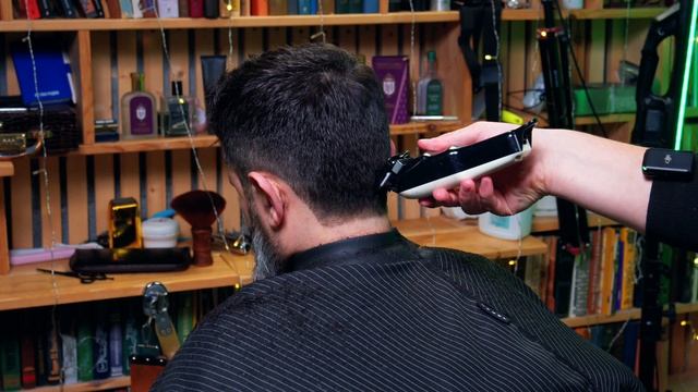 💈 (АСМР) 90 минут: Клиент получает лучшую стрижку в своей жизни от мастера Антона #asmr #барбер