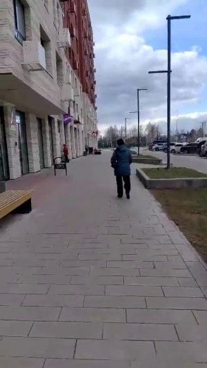 Добрый весенний день всем ☀️ ☁️🌱🌷🛫✈️🛩️🛬🏙️ из Новых Ватутинок