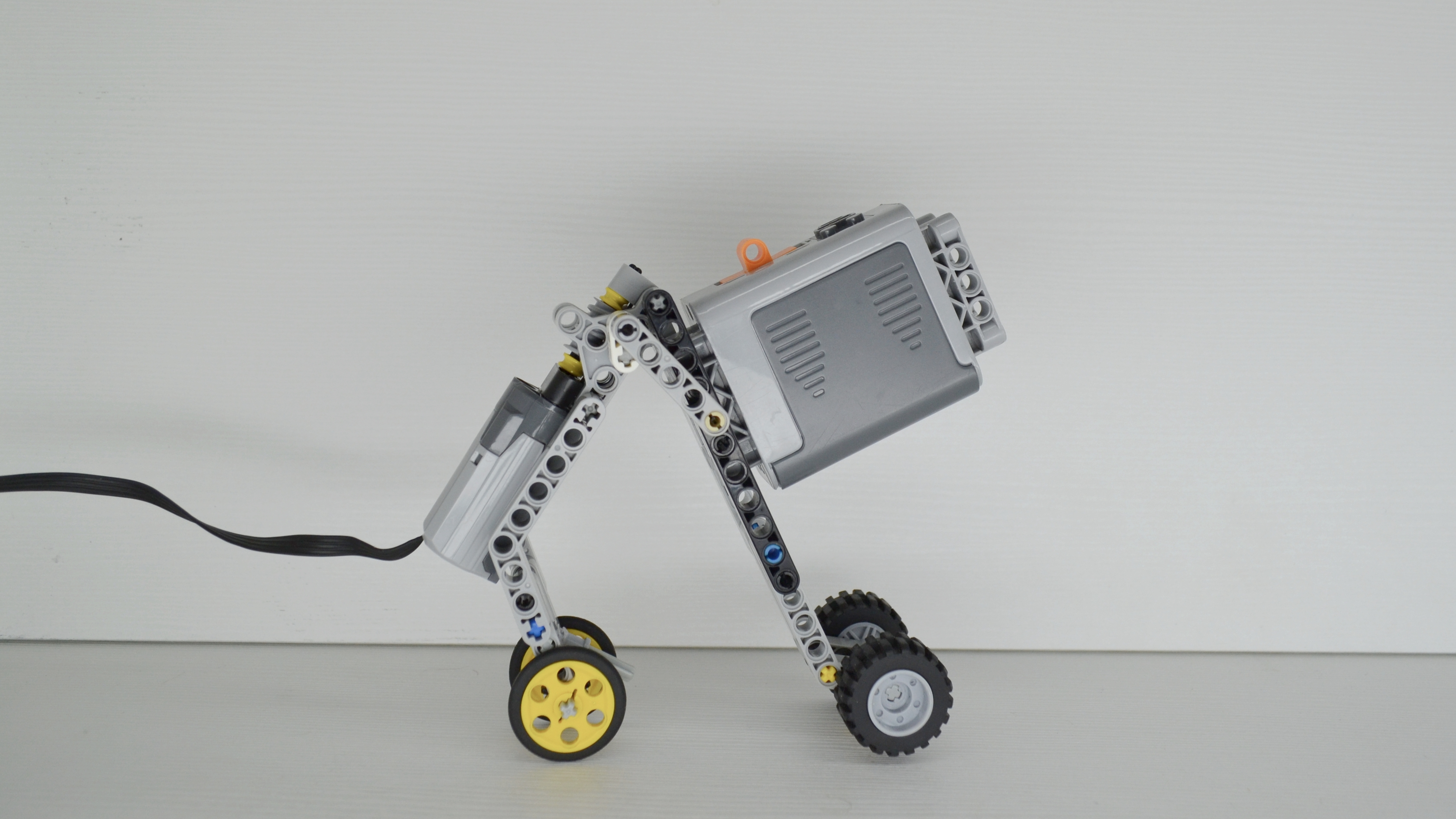 🚀 Сборка МЕХАНИЧЕСКОГО РОБОТА из LEGO TECHNIC: ПОШАГОВО! 🤖