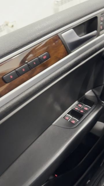 Продажа Volkswagen Touareg, 2012 год во Владивостоке