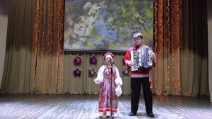 "Край Сибирский" - поет Ксения Данилова - солистка Ансамбля "Зоренька"