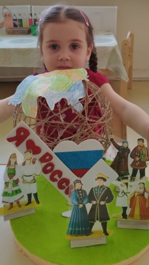 Декоративно-прикладное творчество «Мы вместе-мы едины»