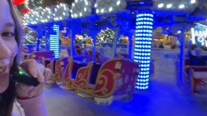 ФИЛ ПОЦЕЛОВАЛ КВИНКУ?!СВИДАНИЕ КВИНКИ И ФИЛА В ПАРКЕ РАЗВЛЕЧЕНИЙ*