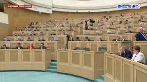 Сенатор от Запорожской области Дмитрий Ворона предложил разработать отдельную программу переселения