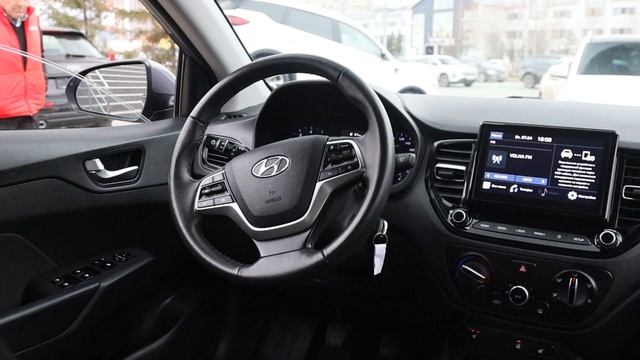 Hyundai Solaris смотреть онлайн