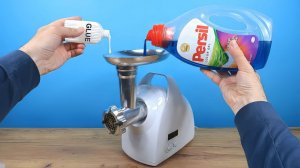 ЧТО БУДЕТ ЕСЛИ ЗАЛИТЬ КЛЕЙ И ПЕРСИЛ В МЯСОРУБКУ ?