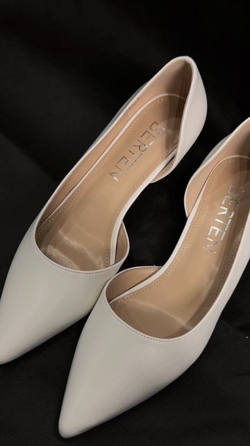 👠 Свадебные туфли — твои тихие союзницы в самый громкий день.