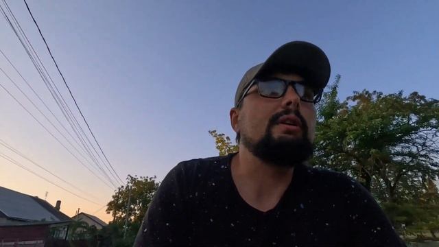 на Кубани, гуляем по хутору, купаемся, отдыхаем