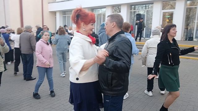 Льётся музыка....... 05.04.26 Гомель парк Луначарского 🥰💫