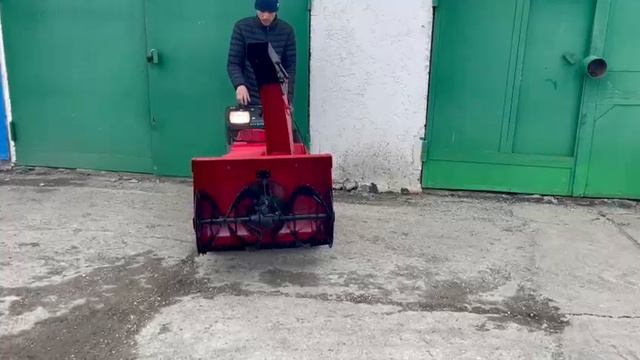 Снегоуборщик гибридный Honda HS1180i