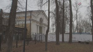 Депутат Госдумы Александр Коган проверил ход ремонта Дворца торжеств «Центральный»