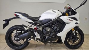 Видеообзор Honda CBR650R 2023