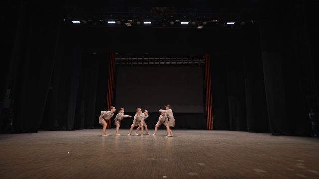 1. Маня & Ваня — Сплетницы