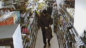 Захотел сладкой жизни: в Москве мужчина украл из магазина почти 100 плиток шоколада