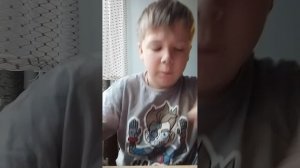 издеваемся над яблоком