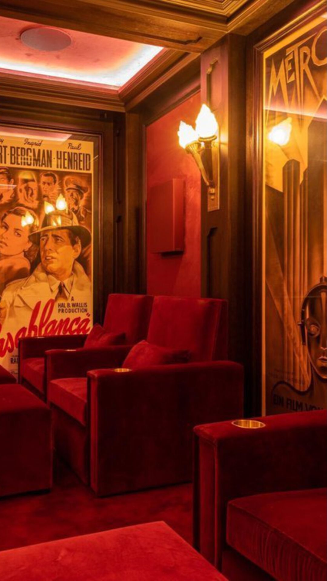 Персональный кинозал Red Cinema Room Великобритания