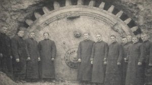 С глубины одного километра поднялась подземная лодка прошлой цивилизации