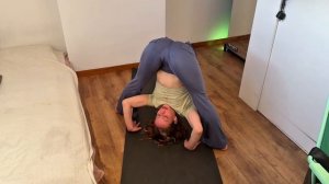 BackFlip Yoga Back Stretching