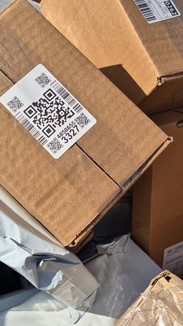 Возвратные посылки с маркетплейсов. Поле чудес на барахолке. Что попалось? Полный обзор на канале!