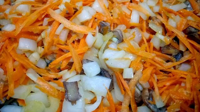 ЛАПША С ГРИБАМИ НА ОБЕД