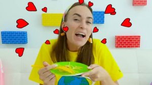 Ники и Крис учатся готовить для мамы