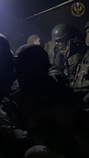 Группа Феникс — это не место для разговоров. Это место для действия.