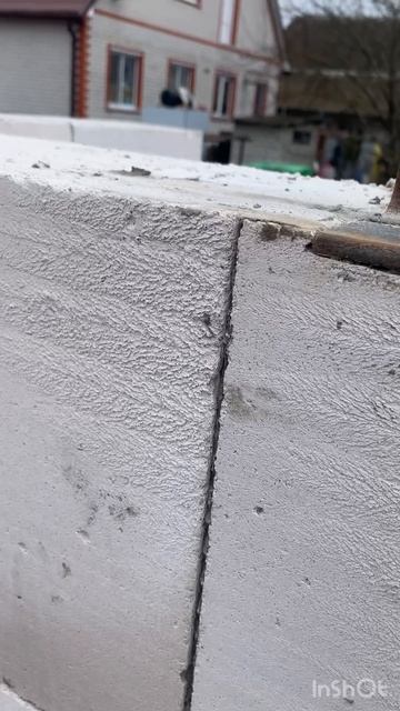 Как уложить уголок на блоке ?