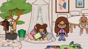 моя новая семья  пишите в комментариях кто из девочек вам больше понравился амина Алина или Майя